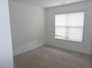 210 Star Gazer Ct, Richlands, NC 28574