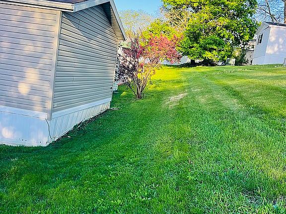 5th image of 802 E County Line Rd #115
