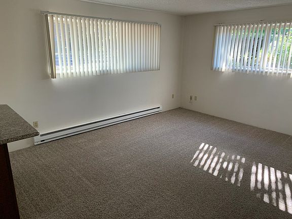 5th image of 1765 NW Van Buren Ave #1-062-01