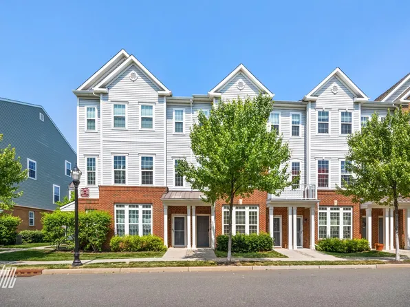107 Wesmont Dr, Wood Ridge, NJ 07075