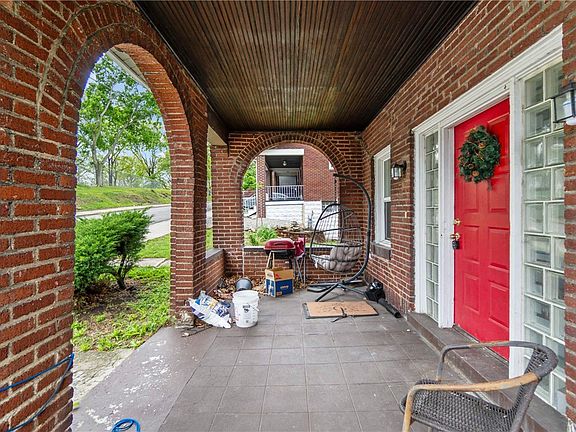 2nd image of 2283 Spokane Ave