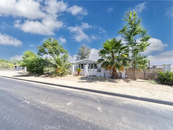 32675 Asbury St, Winchester, CA 92596