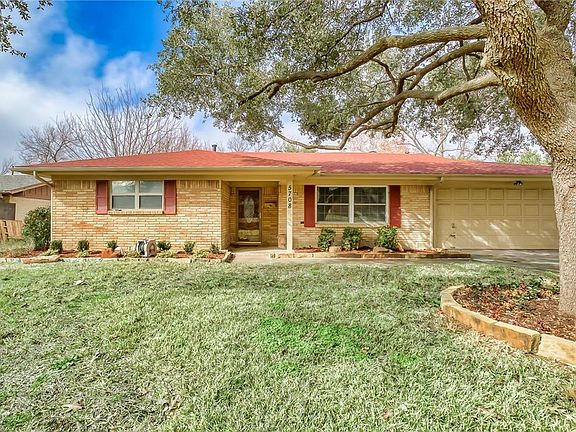 2nd image of 5708 Winifred Dr