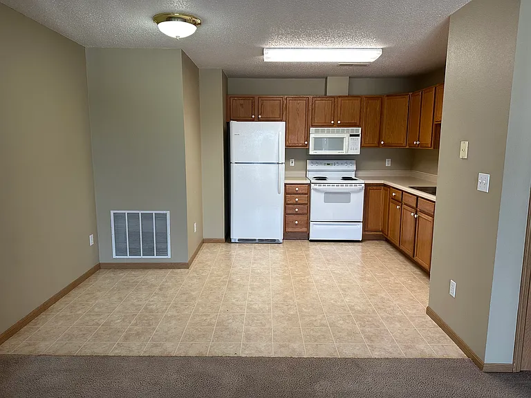 129 Northridge Dr — Photo 1