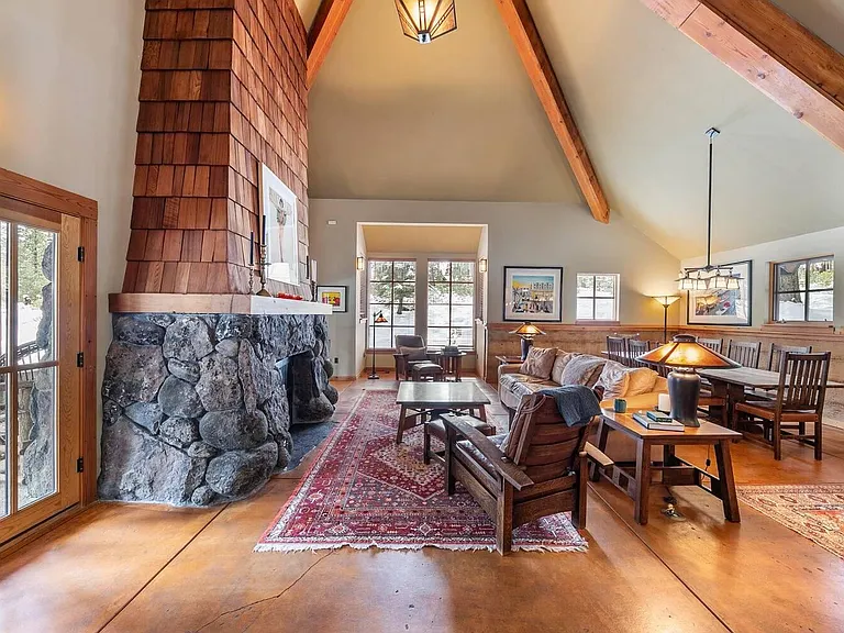 425 William Hurd — Photo 2