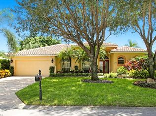 25741 Creekbend Dr, Bonita Springs, FL 34135