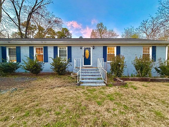 2nd image of 4201 Jane Ln