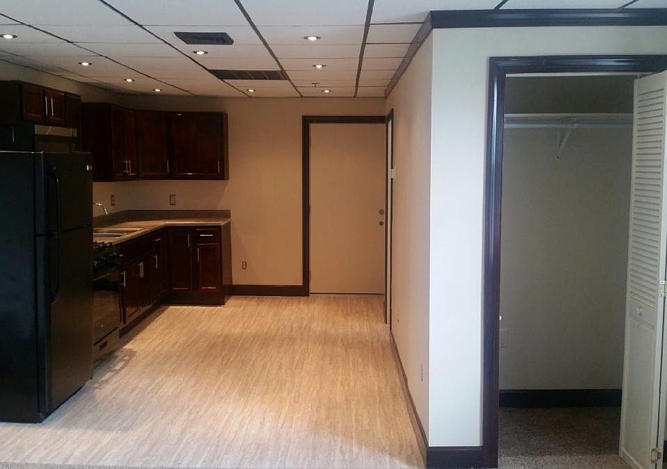 2nd image of 239 Schuyler Ave Ste 302