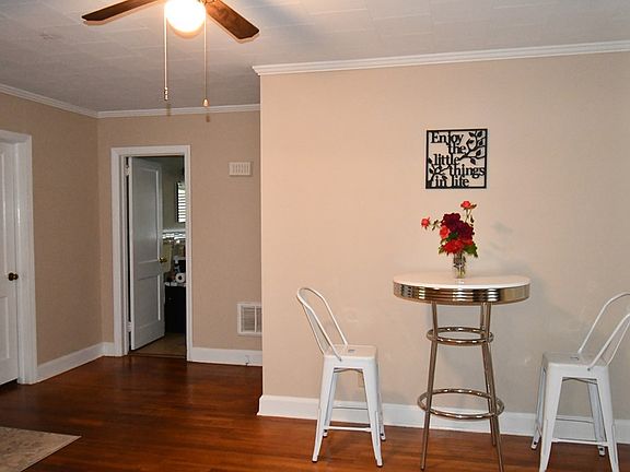 5th image of 1008 Pine Forest Dr
