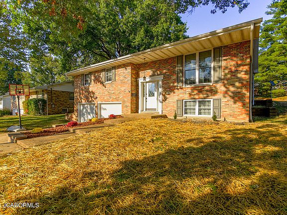 2nd image of 734 Glendale Dr