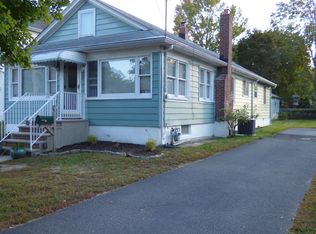 92 High St, Eatontown, NJ 07724