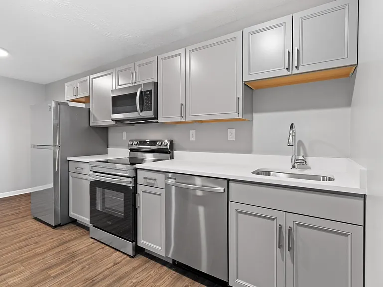 Emerson Place — Photo 3