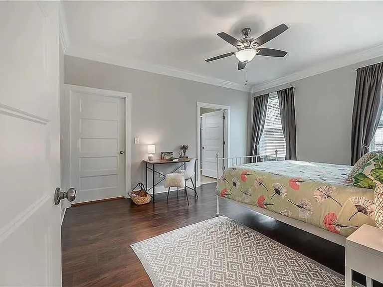 308 W Woodlawn Ave — Photo 22