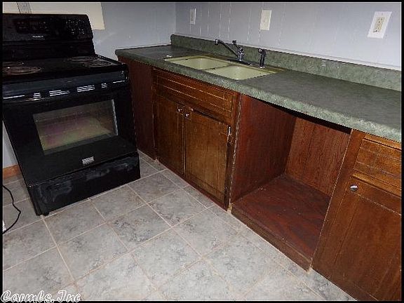 4th image of 5607 Valley Dr