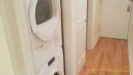 Rented by aptsandlofts.com