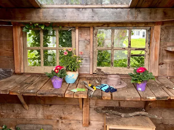 282 Davis Ave, Clifton Heights, PA 19018