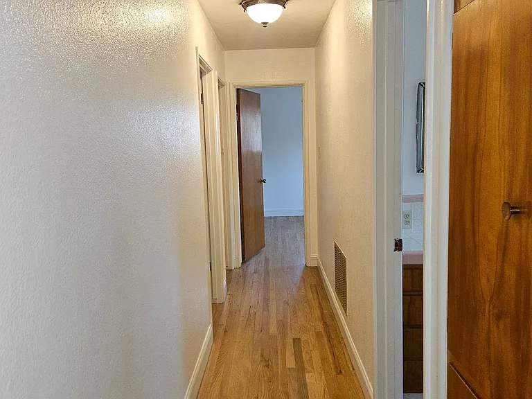 1610 Springwood Dr — Photo 7