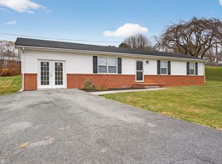 1071 Florist Rd, Abingdon, VA 24210