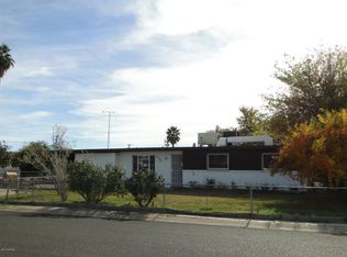 2707 E 2nd St, Mesa, AZ 85213