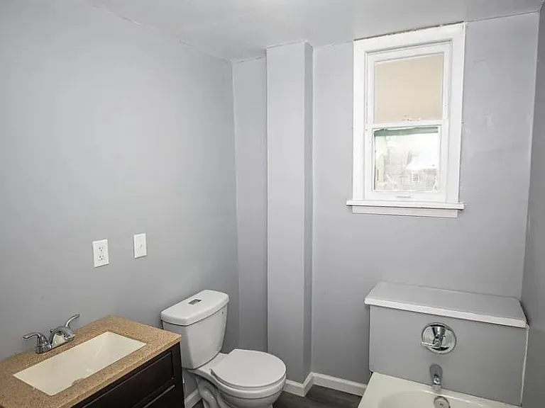 9523 Aetna Rd — Photo 11