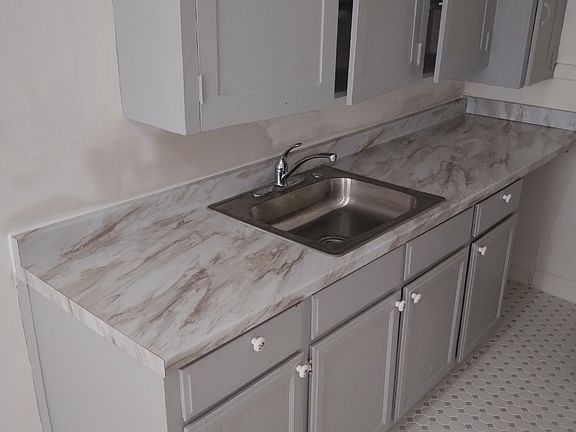 4th image of 335 S Rampart Blvd #206