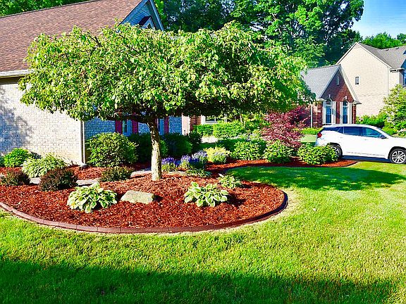 4th image of 39537 Windsome Dr