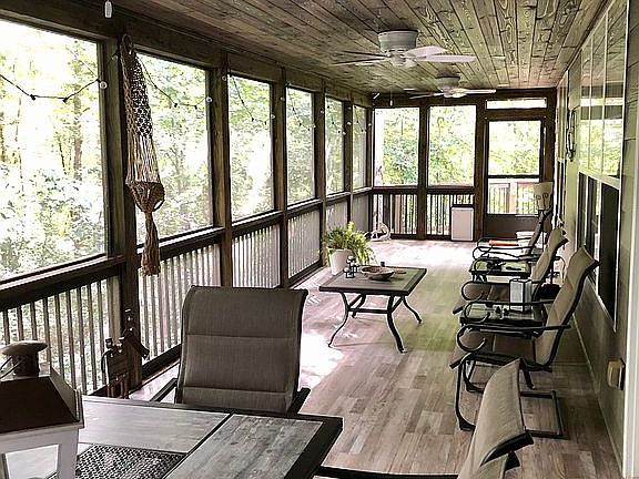 Screened Porch