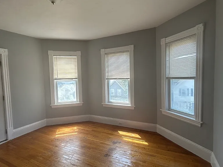 92 Elliot St #3 — Photo 10