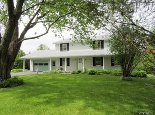 9446 Francis Rd, Batavia, NY 14020