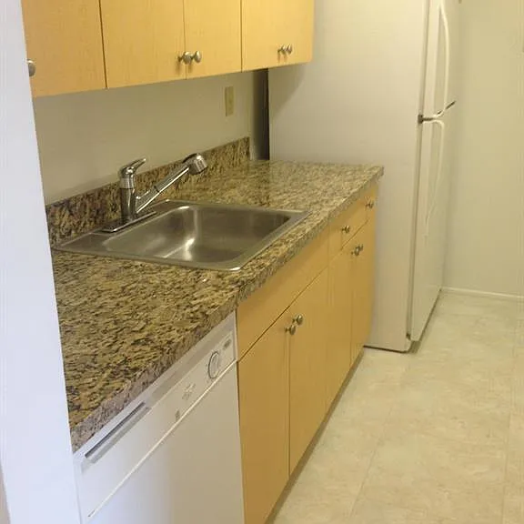 1127 Lake Terry Dr #F — Photo 2