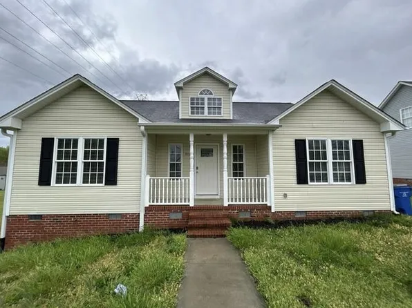 902 Apple St, Gibsonville, NC 27249