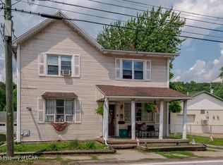 16 W Luzerne Ave, Larksville, PA 18704