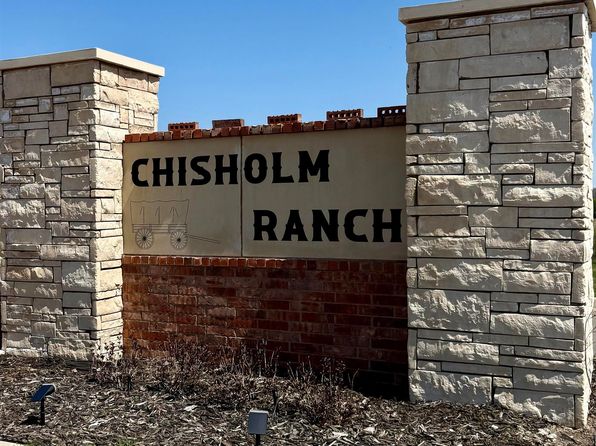 7053 Chisholm Ranch Dr, Enid, OK 73703