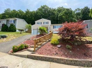 70 Highview Ter, Dover, NJ 07801