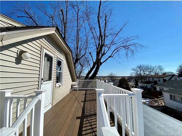 63 Ley St #2 — Photo 9