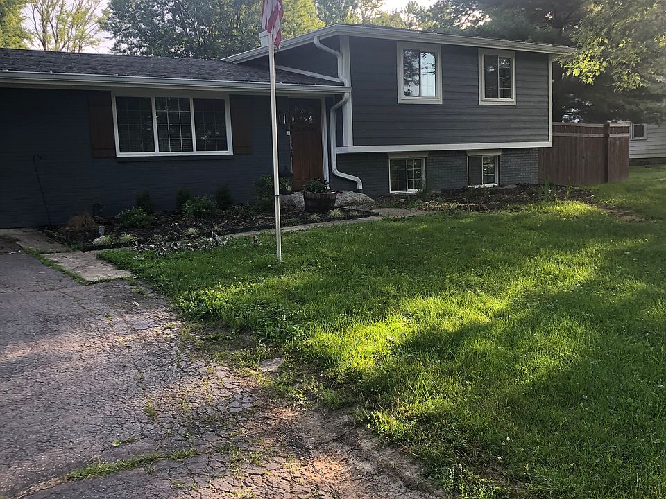 1st image of 7286 Lakeside Dr