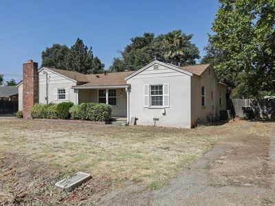 6933 5th Ave, Rio Linda, CA, 95673