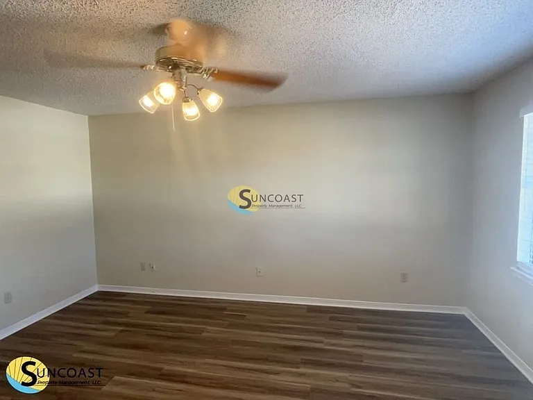 8702 Bandera Cir S — Photo 18