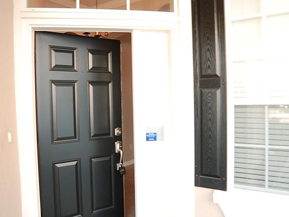 3rd image of 562 Candlebark Dr