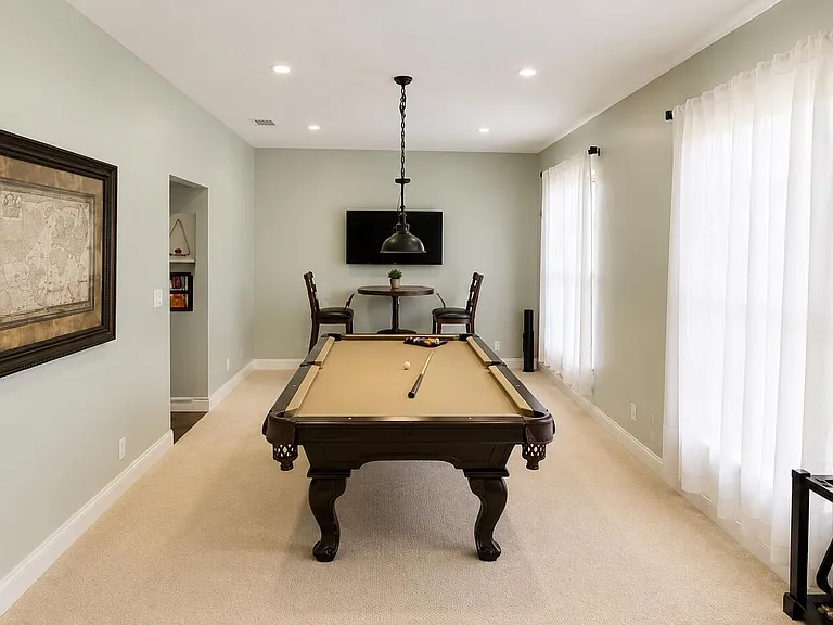 2077 SW Panther Trce — Photo 5