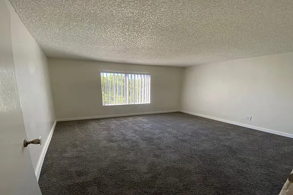 Terra Villa Apartments — Photo 10