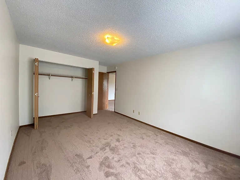 624 S. Gilbert Street — Photo 22