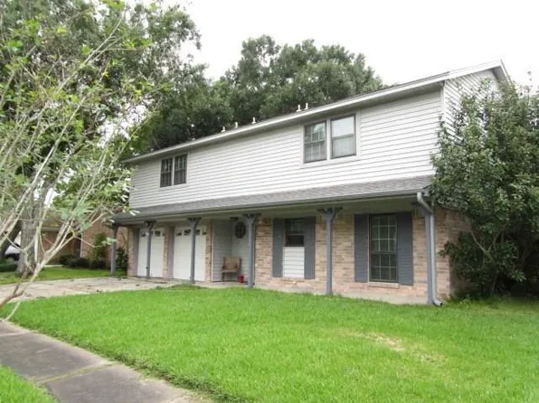 3119 Pilgrims Point Ln, Pearland, TX 77581
