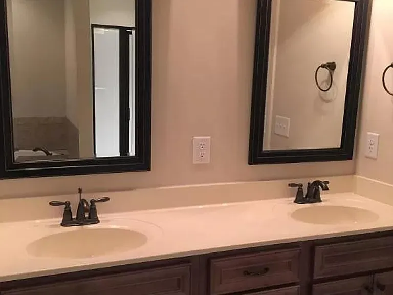 1672 Cambria Dr #A — Photo 8