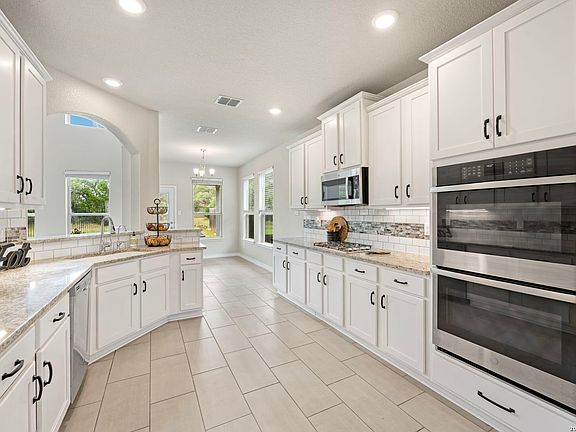 5th image of 3254 Blenheim Park