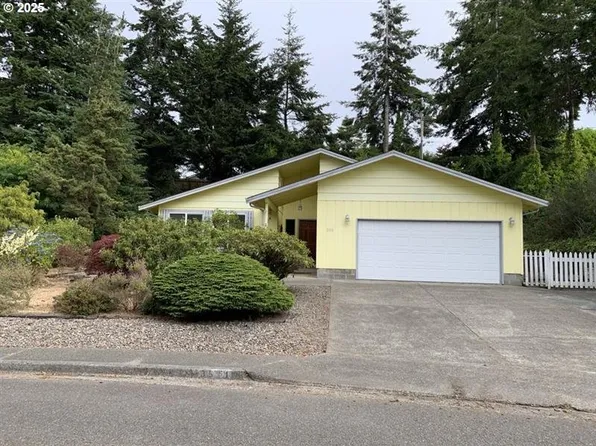 3511 Scott Ct, North Bend, OR 97459