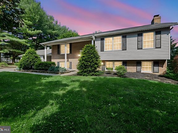 5th image of 3410 Buttonwood Ct