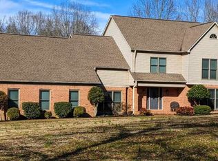 215 Williams Rd, Henderson, TN 38340