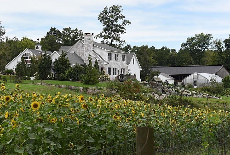 54 Joy Rd, Woodstock, CT 06281 Zillow