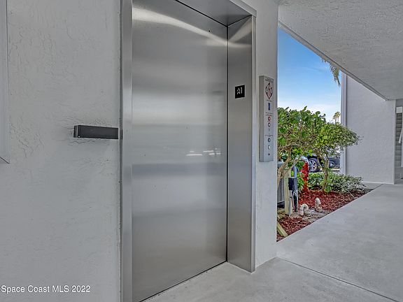 3rd image of 620 S Brevard Ave APT 1021